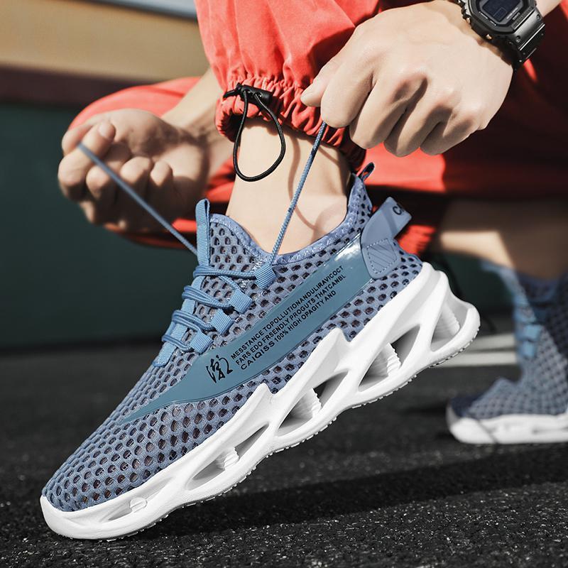 Stretch shock-absorbing sneakers